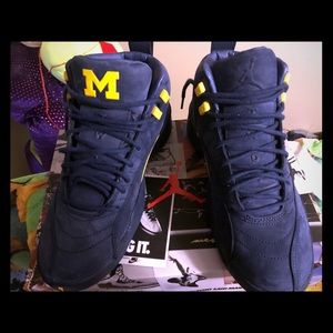 Jordan 12 retro Michigan